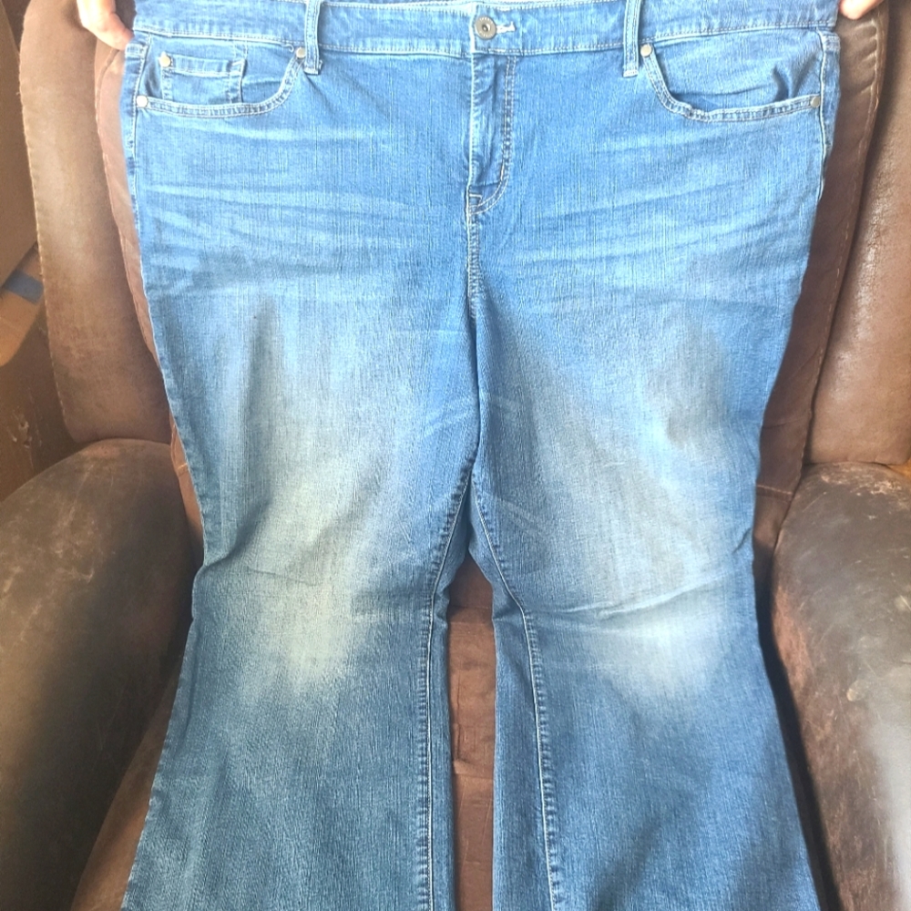 Torrid jeans 26
